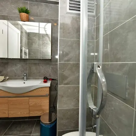 Sisli Bomonti New Beatiful House * Istambul