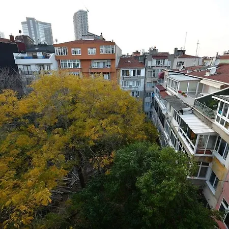 Sisli Bomonti New Beatiful House Istambul